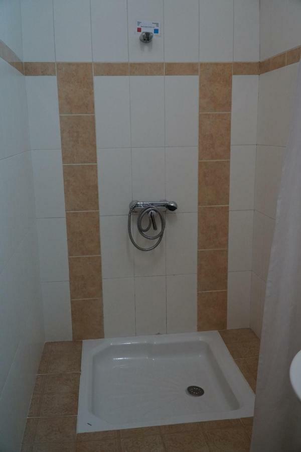Lovasoa 4C Otel Antsirabe Dış mekan fotoğraf