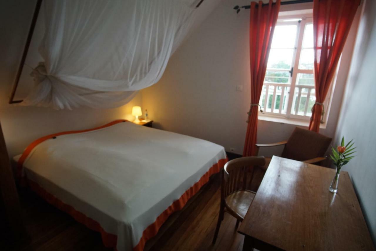 Lovasoa 4C Otel Antsirabe Dış mekan fotoğraf
