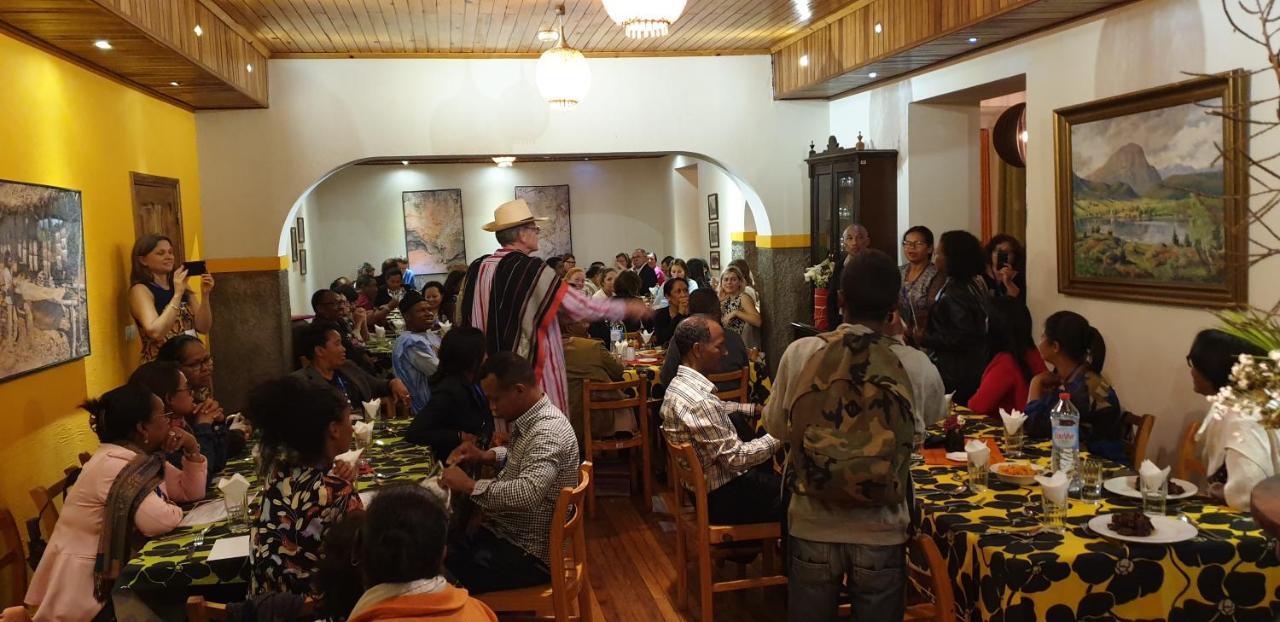 Lovasoa 4C Otel Antsirabe Dış mekan fotoğraf
